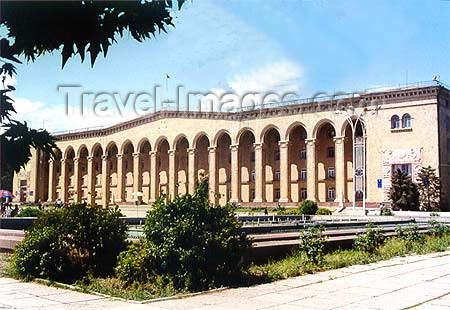 az-ganca12: Azerbaijan - Ganca: City Hall - photo by Elnur Hasan - (c) Travel-Images.com - Stock Photography agency - Image Bank