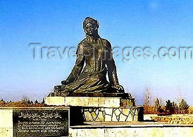 az-ganca25: Azerbaijan - Ganca: Mahsati hanum Ganjavi monument - photo by Elnur Hasan - (c) Travel-Images.com - Stock Photography agency - Image Bank