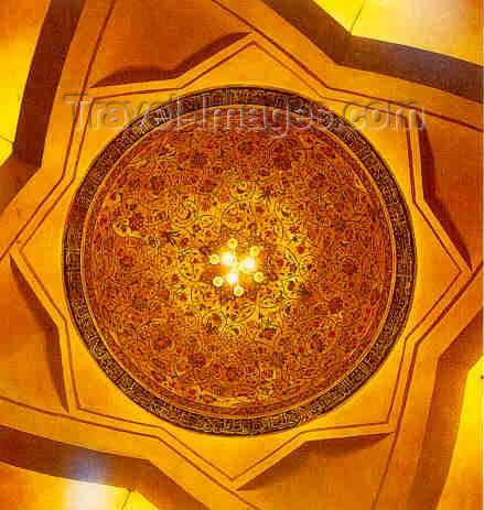 az-shu5: Nagorno Karabakh - Shusha: Panah Khan's library - dome interior (photo (c)  H.Huseinzade) - (c) Travel-Images.com - Stock Photography agency - Image Bank