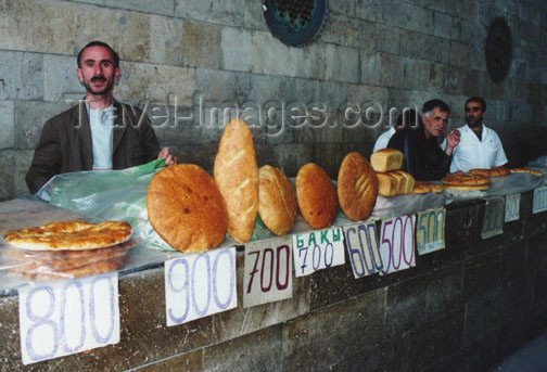 azer113: Azerbaijan - Maraza: shopping for bread (photo by G.Frysinger) - (c) Travel-Images.com - Stock Photography agency - Image Bank