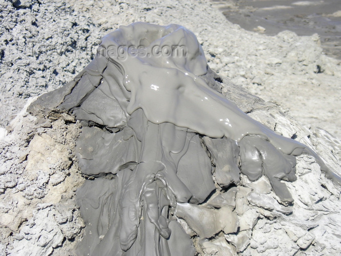 azer128: Azerbaijan - Gobustan / Qobustan / Kobustan: mud volcano - several layers of mud - photo by Fiona MacLachlan - (c) Travel-Images.com - Stock Photography agency - Image Bank