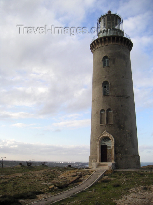 azer156: Azerbaijan - Absheron peninsula / Abseron Yasaqligi / Apseron - Baki Sahari: Danba lighthouse - photo by Austin Kilroy - (c) Travel-Images.com - Stock Photography agency - Image Bank