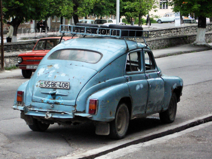 azer186: Sheki, Azerbaijan: a very old GAZ-M20 Pobeda - Soviet car - photo by L.McKay - (c) Travel-Images.com - Stock Photography agency - Image Bank