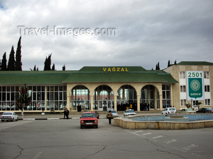 azer209: Ganca, Azerbaijan: train station - vagzal - photo by N.Mahmudova - (c) Travel-Images.com - Stock Photography agency - Image Bank