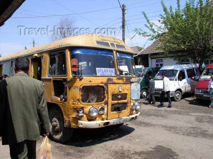 azer240: Azerbaijan - Lankaran / Lenkoran: bus leaving Lankoran - near the Bazaar - public transportation - photo by F.MacLachlan - (c) Travel-Images.com - Stock Photography agency - Image Bank