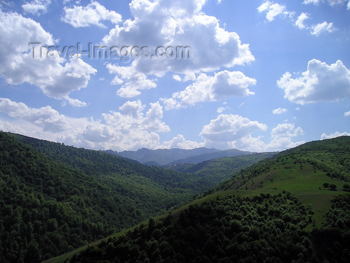 azer241: Azerbaijan - outside Lerik: Talysh mountains from the road (photo by F.MacLachlan) - (c) Travel-Images.com - Stock Photography agency - Image Bank