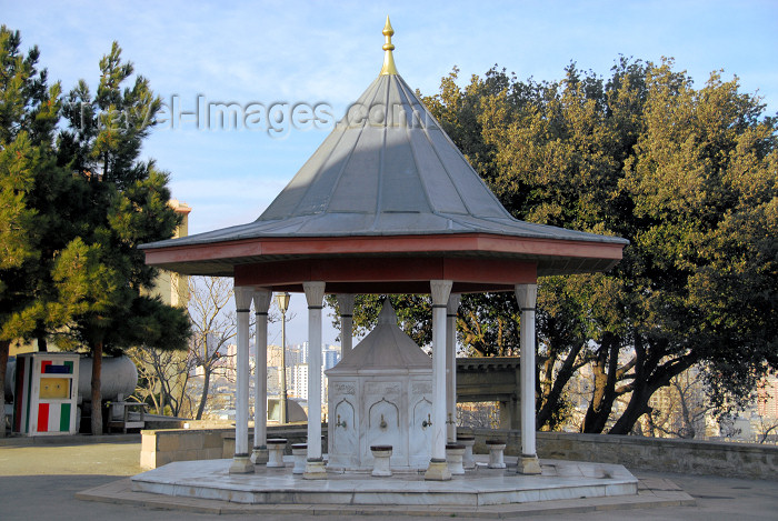 azer285: Azerbaijan - Baku: Turkish mosque - Martyrs mosque - ablutions fountain - religion - Islam - photo by Miguel Torres - (c) Travel-Images.com - Stock Photography agency - Image Bank