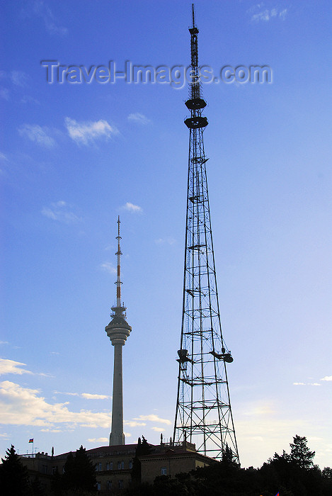 azer294: Azerbaijan - Baku: radio tower and TV tower - photo by M.Torres - (c) Travel-Images.com - Stock Photography agency - Image Bank