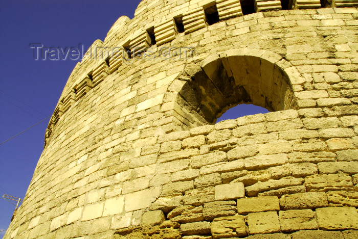 azer318: Azerbaijan - Baku: city walls - detail of defensive tower - UNESCO world heritage site - Baku old city - fortress walls first built by King Manoucher II - photo by M.Torres - (c) Travel-Images.com - Stock Photography agency - Image Bank