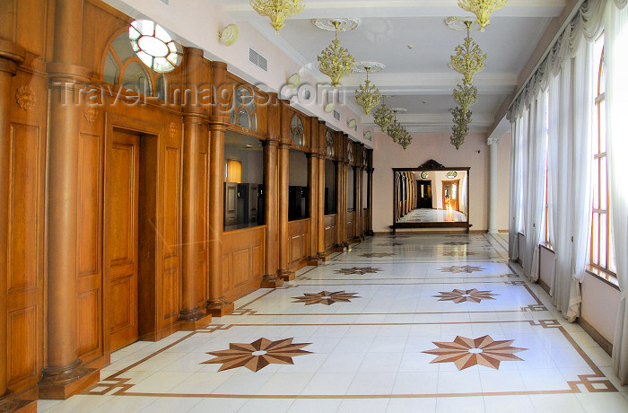 azer356: Azerbaijan - Baku: Muslim Magomayev State Philarmony /  philharmonic - architect G.Termikelov - foyer - atrium - lobby - Istiglaliyyat Street - photo by M.Torres - (c) Travel-Images.com - Stock Photography agency - Image Bank