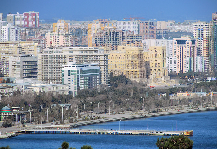 azer377: Azerbaijan - Baku: waterfront - Neftchilar av. and Azadlyg sq. - Government house and Park Inn hotel - Baku's new skyline - photo by M.Torres - (c) Travel-Images.com - Stock Photography agency - Image Bank