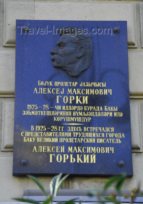 azer407: Azerbaijan - Baku: plaque at the city hall - Maxim Gorky - founder of socialist realism (photo by Miguel Torres) - (c) Travel-Images.com - Stock Photography agency - Image Bank