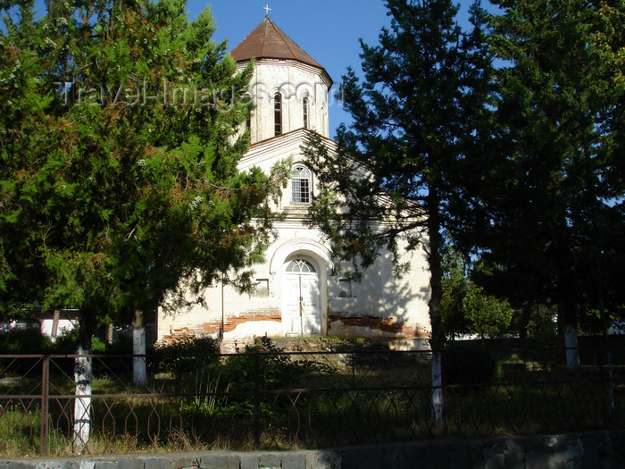 azer479: Azerbaijan - Qax - empty Georgian Orthodox church  - photo by F.MacLachlan - (c) Travel-Images.com - Stock Photography agency - Image Bank