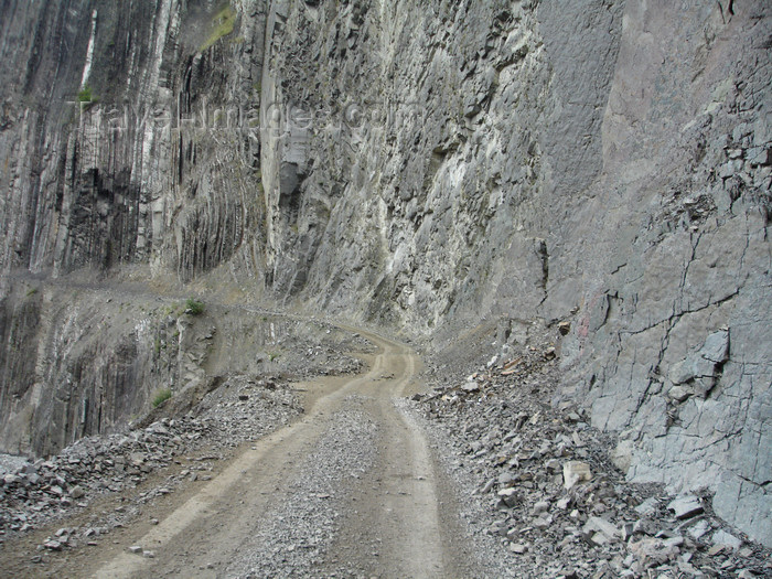 azer495: Lahic / Lahij, Ismailly Rayon, Azerbaijan: main 'road' - photo by F.MacLachlan - (c) Travel-Images.com - Stock Photography agency - Image Bank