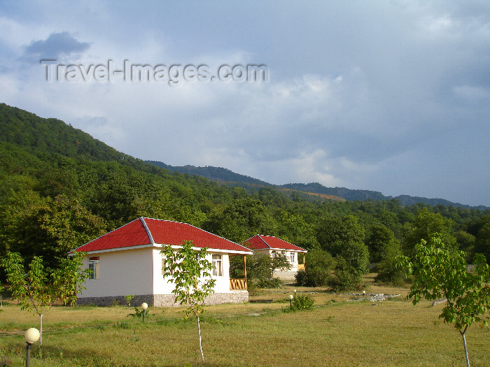 azer499: Lahic / Lahij, Ismailly Rayon, Azerbaijan: cottages - accommodation outside the town - photo by F.MacLachlan - (c) Travel-Images.com - Stock Photography agency - Image Bank
