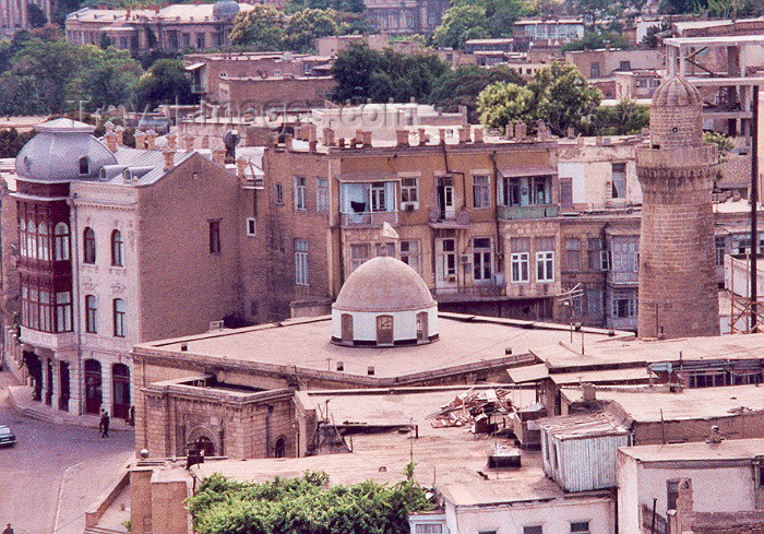 azer57: Azerbaijan - Baku: the Djuma mosque from above - old city - Icheri Sheher - photo by Miguel Torres - (c) Travel-Images.com - Stock Photography agency - Image Bank