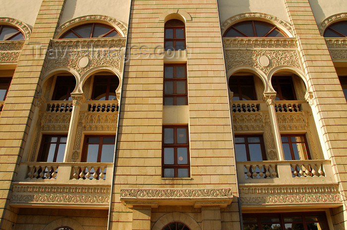 azer62: Azerbaijan - Baku: Tradition in contemporary architecture - Musical Comedy Theatre - named after Shikhali Gurbanov - photo by M.Torres - (c) Travel-Images.com - Stock Photography agency - Image Bank