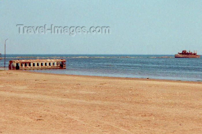 azer64: Azerbaijan - Sumgait: not quite the usual beach train! - Caspian sea - photo by M.Torres - (c) Travel-Images.com - Stock Photography agency - Image Bank