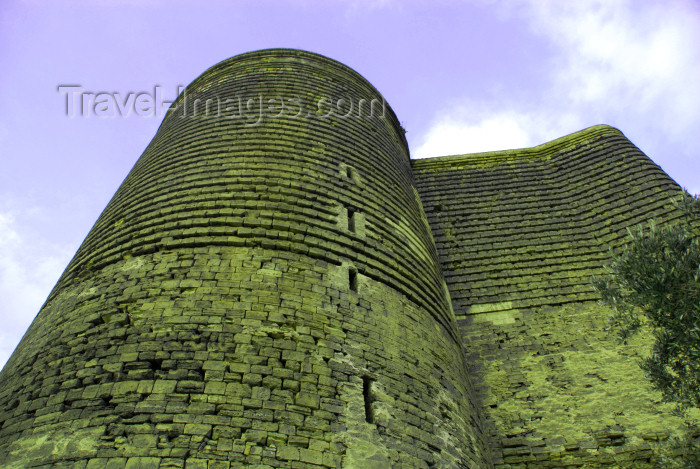 azer7: Azerbaijan - Baku: Maiden's tower (Gyz Galassy) - Unesco world heritage site - Baku's most famous landmark - photo by M.Torres - (c) Travel-Images.com - Stock Photography agency - Image Bank