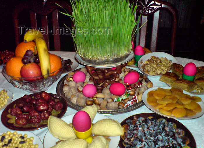 azer70: Baku, Azerbaijan: a traditional Novruz table, with sprouting wheat, at the center - food - celebration - photo by N.Mahmudova - (c) Travel-Images.com - Stock Photography agency - Image Bank