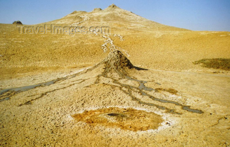 azer83: Azerbaijan - Gobustan / Qobustan / Kobustan - Baki Sahari: mud volcano after an eruption - photo by  Asya Umidova - (c) Travel-Images.com - Stock Photography agency - Image Bank