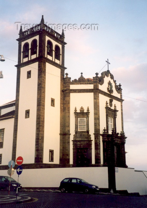 azores16: Azores / Açores - Portugal - S. Miguel - Ponta Delgada: St. Peter's Church / Igreja de São Pedro (Largo Dunn) - photo by M.Torres - (c) Travel-Images.com - Stock Photography agency - Image Bank
