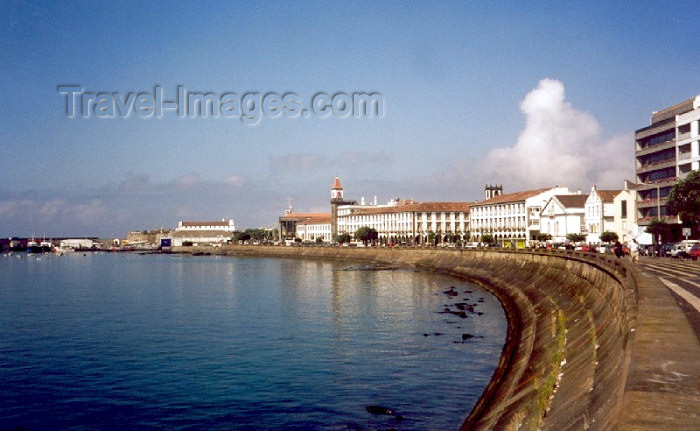 azores17: Azores / Açores - São Miguel - Ponta Delgada / PDL :  by the bay - waterfront avenue / Avenida marginal - Infante Dom Henrique - photo by M.Torres - (c) Travel-Images.com - Stock Photography agency - Image Bank