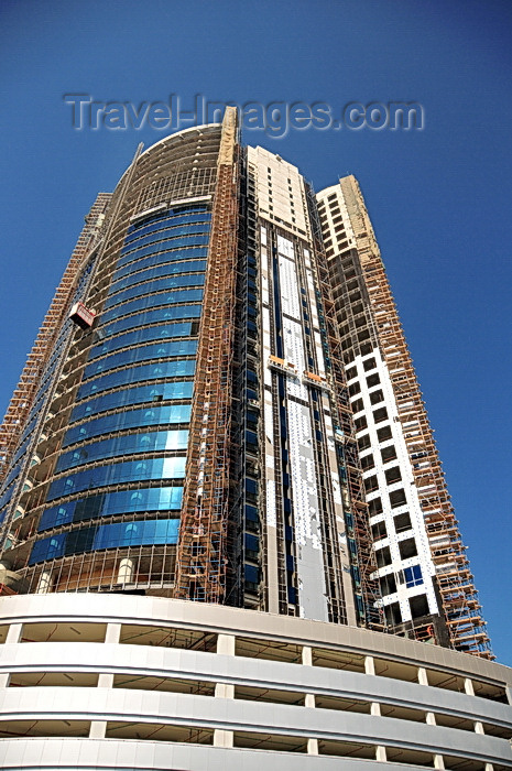 bahrain19: Manama, Bahrain: building the Chase-Perdana tower - photo by M.Torres - (c) Travel-Images.com - Stock Photography agency - Image Bank