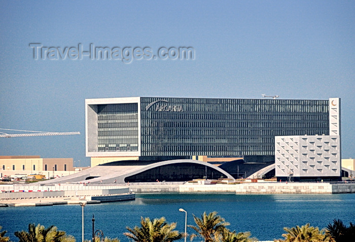 bahrain35: Manama, Bahrain: Arcapita Bank HQ - Bahrain Bay Project - former First Islamic Investment Bank - photo by M.Torres - (c) Travel-Images.com - Stock Photography agency - Image Bank