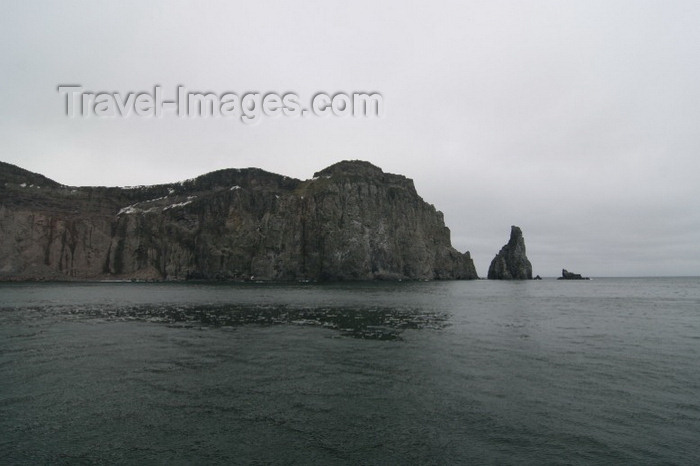 bear-island1: Bear Island / Bjørnøya, Svalbard: scarps by the Barents Sea - photo by R.Behlke - (c) Travel-Images.com - Stock Photography agency - Image Bank