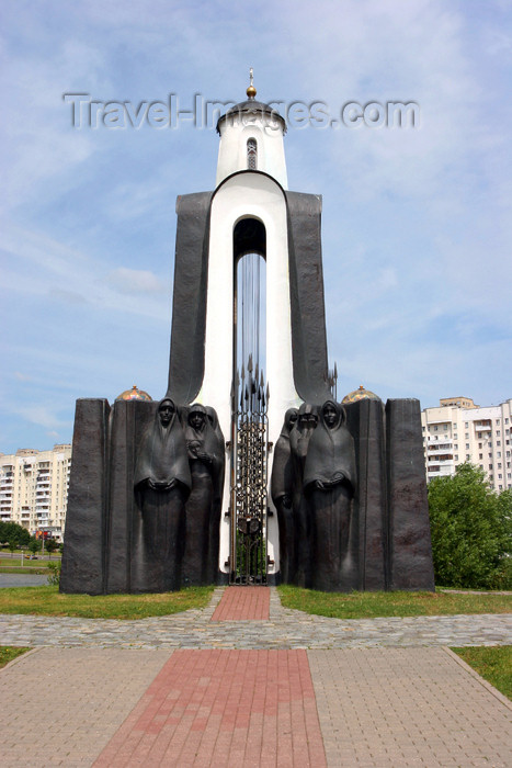 belarus44: Belarus - Belarus - Minsk - Isle of Tears - the chapel, guarded by widows, mothers and sisters - photo by A.Stepanenko - (c) Travel-Images.com - Stock Photography agency - Image Bank