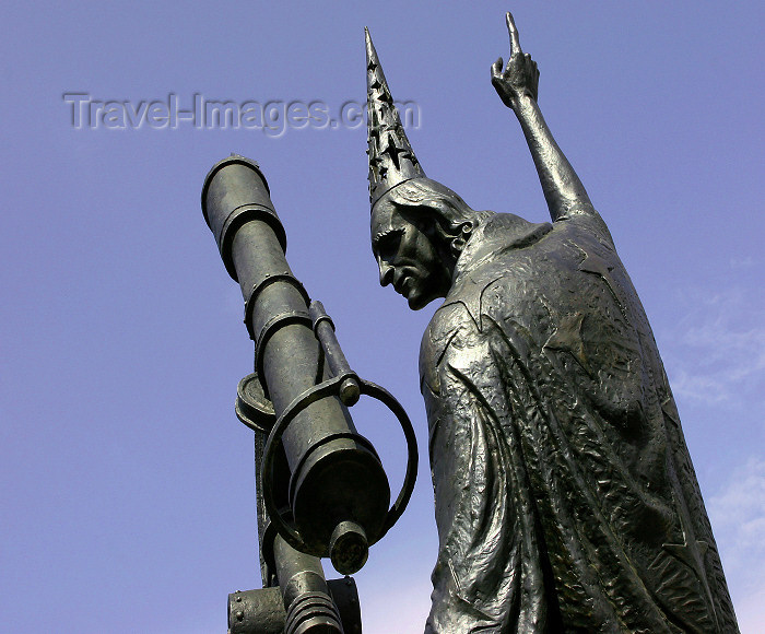 belarus66: Belarus - Mogilev - stargazer statue - photo by A.Stepanenko - (c) Travel-Images.com - Stock Photography agency - Image Bank