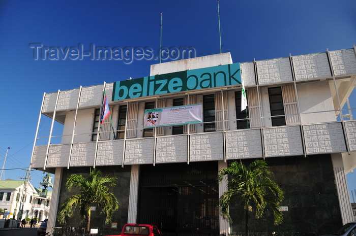belize115: Belize City, Belize: Belize Bank - market square - photo by M.Torres - (c) Travel-Images.com - Stock Photography agency - Image Bank