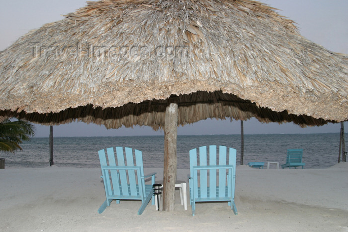 belize24: Belize - San Pedro - Ambergris Caye, Belize district: beach umbrella for two - photo by C.Palacio - (c) Travel-Images.com - Stock Photography agency - Image Bank