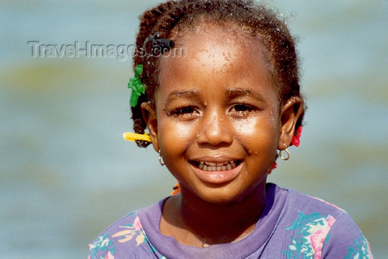 belize4: Belize city, Belize: a very fresh face - young Belizean girl - photo by N.Cabana - (c) Travel-Images.com - Stock Photography agency - Image Bank