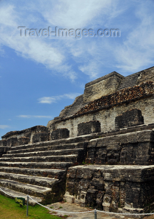 belize84: Altun Ha Maya city, Belize District, Belize: Temple of the Masonry Altars - the city was a major Mayan trading post linking the Caribbean shore with the interior - photo by M.Torres - (c) Travel-Images.com - Stock Photography agency - Image Bank