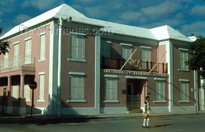 bermuda13: Bermuda - Hamilton: Bank of Bermuda - photo by G.Frysinger - (c) Travel-Images.com - Stock Photography agency - Image Bank