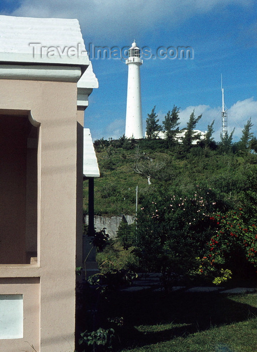 bermuda5: Bermuda - Bermuda - Southampton: Gibb's Hill lighthouse -  oldest cast iron lighthouse in the world - photo by G.Frysinger - (c) Travel-Images.com - Stock Photography agency - Image Bank