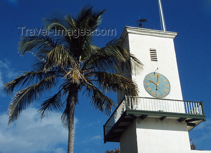 bermuda9: Bermuda - St. George: St Peter's Anglican church - Church of England - clock tower - steeple - photo by G.Frysinger - (c) Travel-Images.com - Stock Photography agency - Image Bank