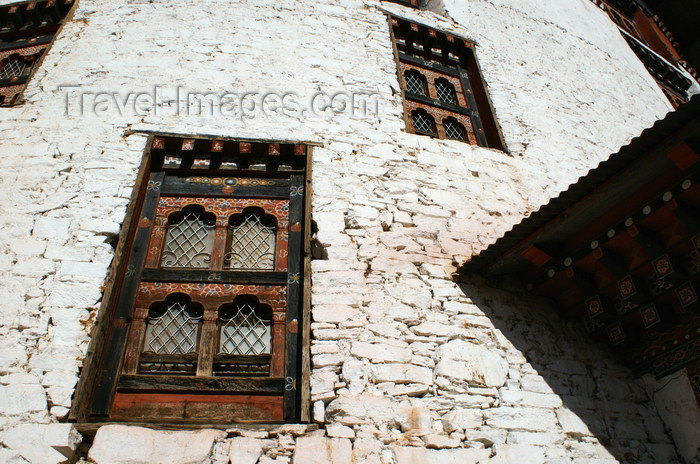 bhutan102: Bhutan - Paro: wall of Bhutan's national museum - windows - photo by A.Ferrari - (c) Travel-Images.com - Stock Photography agency - Image Bank