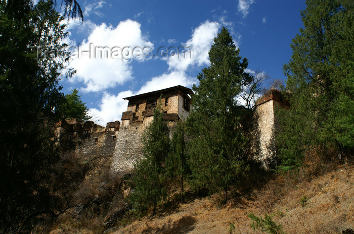 bhutan118: Bhutan - Paro dzongkhag - Drukgyel village - ruins of the Drukgyel Dzong - photo by A.Ferrari - (c) Travel-Images.com - Stock Photography agency - Image Bank