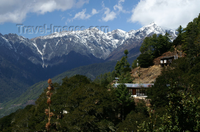 bhutan134: Bhutan - Paro dzongkhag - Houses and Himalaya peaks, on the way to Taktshang Goemba - photo by A.Ferrari - (c) Travel-Images.com - Stock Photography agency - Image Bank