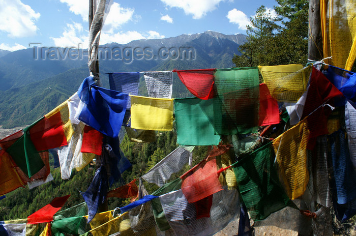 bhutan135: Bhutan - Paro dzongkhag - Prayer flags and mountains, on the way to Taktshang Goemba - photo by A.Ferrari - (c) Travel-Images.com - Stock Photography agency - Image Bank