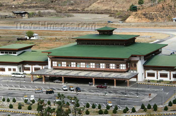 bhutan19: Bhutan - Paro: main building of Paro airport - PBH -  landside - photo by A.Ferrari - (c) Travel-Images.com - Stock Photography agency - Image Bank