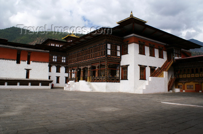 bhutan202: Bhutan - Thimphu - inside the Trashi Chhoe Dzong - large balcony - photo by A.Ferrari - (c) Travel-Images.com - Stock Photography agency - Image Bank