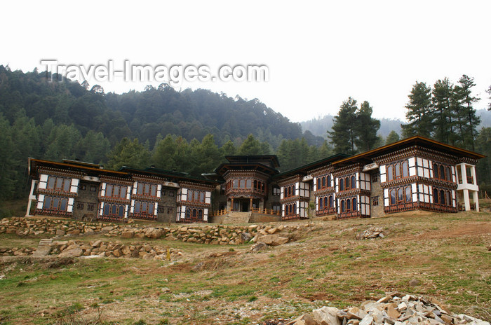 bhutan303: Bhutan - Dewachen Hotel in Tabiting, Phobjikha valley - photo by A.Ferrari - (c) Travel-Images.com - Stock Photography agency - Image Bank