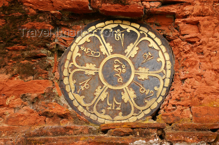 bhutan311: Bhutan - Buddhist mandala in the main wall of the Chendebji Chorten - photo by A.Ferrari - (c) Travel-Images.com - Stock Photography agency - Image Bank