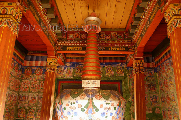 bhutan355: Bhutan - Kizum - Inside a chorten - photo by A.Ferrari - (c) Travel-Images.com - Stock Photography agency - Image Bank