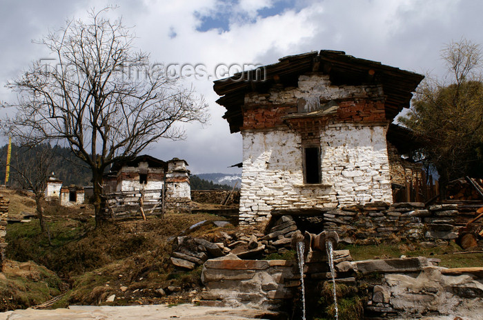 bhutan373: Bhutan - Shingkhar village - photo by A.Ferrari - (c) Travel-Images.com - Stock Photography agency - Image Bank