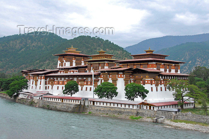 bhutan428: Bhutan, Thimphu, Trashi Chhoe Dzong - photo by J.Pemberton - (c) Travel-Images.com - Stock Photography agency - Image Bank